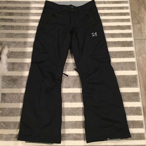 DC snowboarding pants